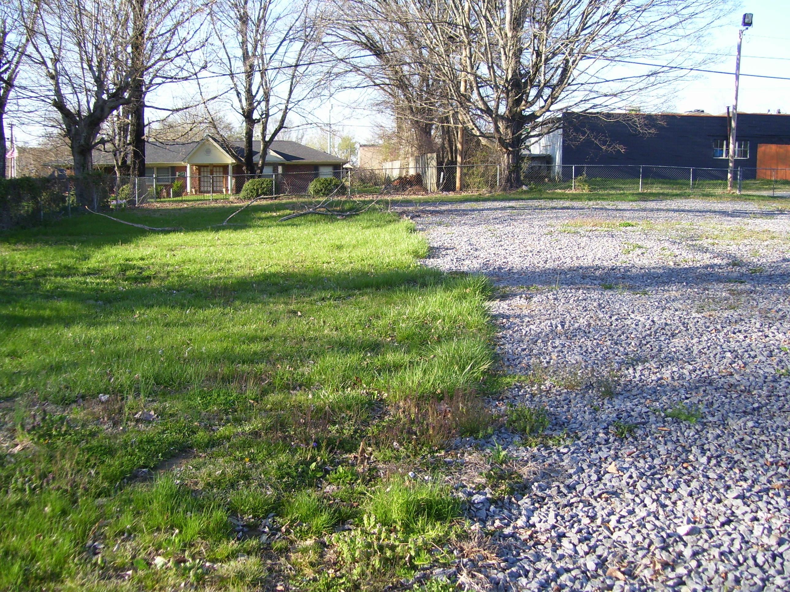 16959 State Highway Decatur, TN 37322 - Photo 4 of 5 Law office 2 002