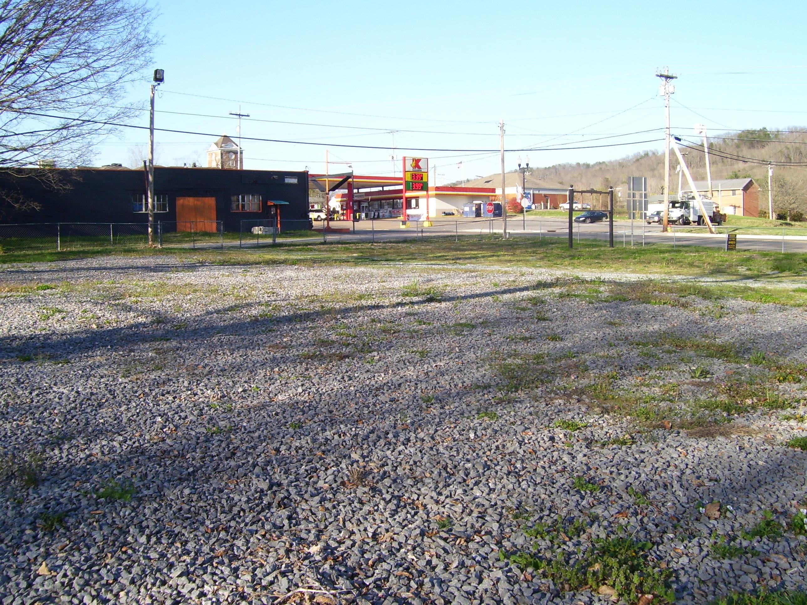 16959 State Highway Decatur, TN 37322 - Photo 5 of 5 Law office 2 003
