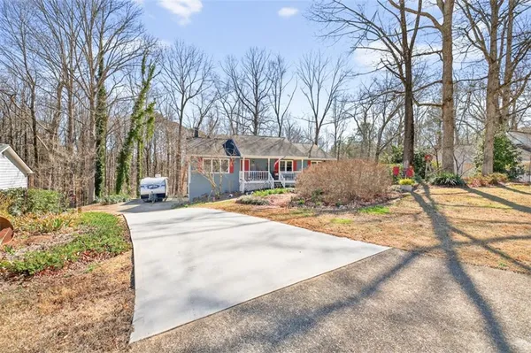 $372,500 | 2539 Forest Dale Drive, Dacula, GA 30019