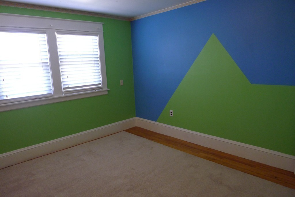 37 Brighton Road Worcester, MA 01606 - Photo 11 of 18