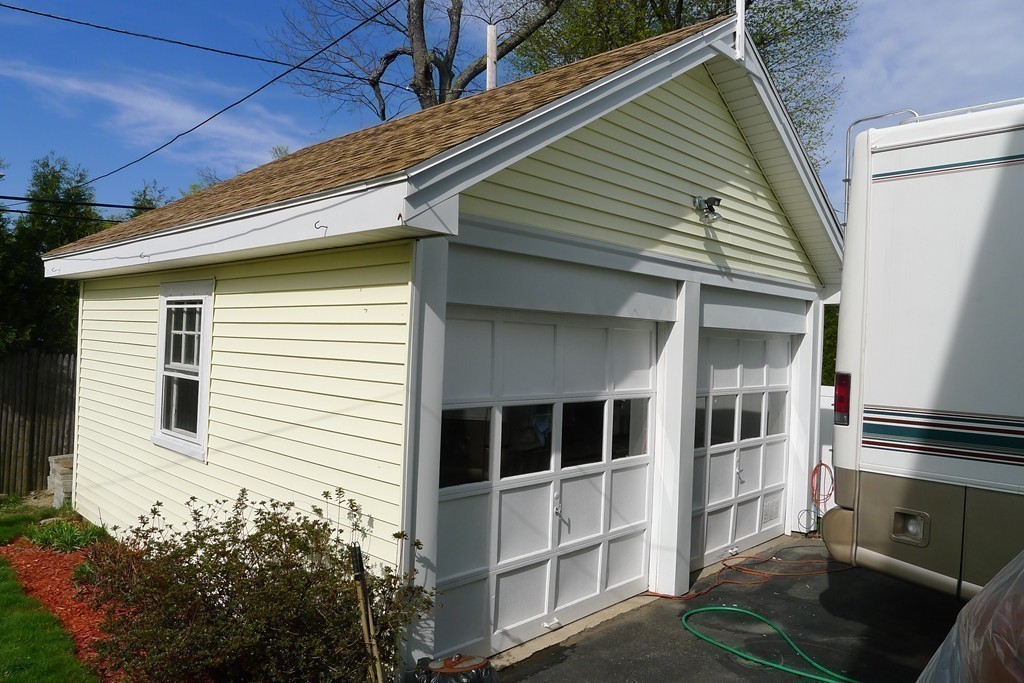 37 Brighton Road Worcester, MA 01606 - Photo 17 of 18