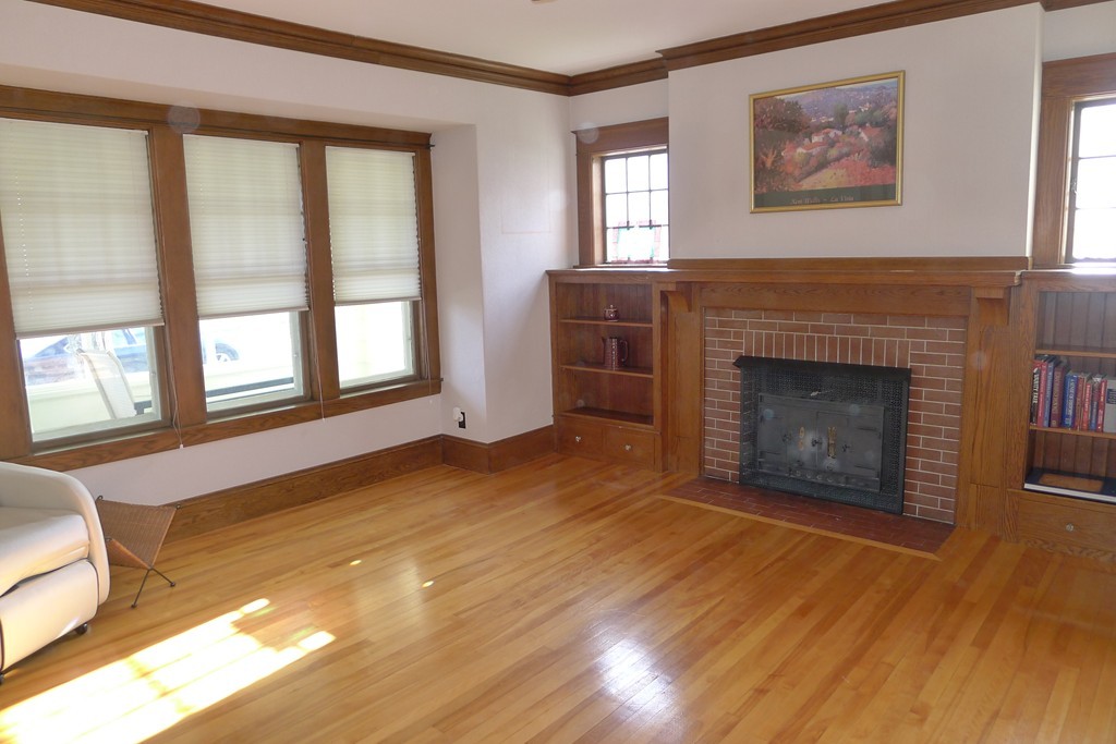 37 Brighton Road Worcester, MA 01606 - Photo 3 of 18