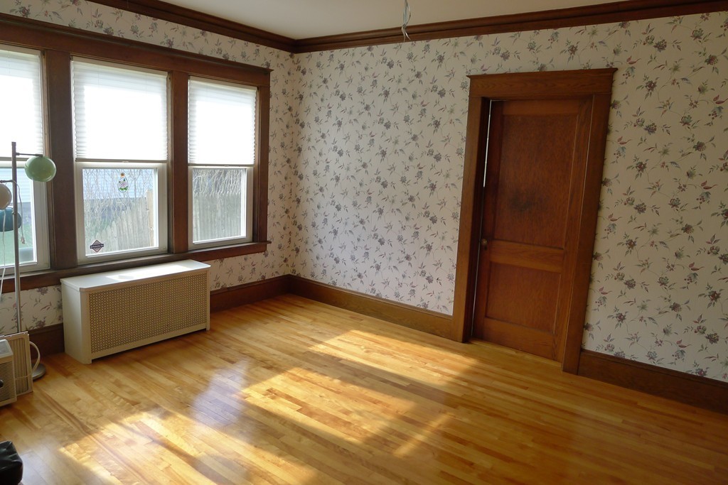 37 Brighton Road Worcester, MA 01606 - Photo 6 of 18
