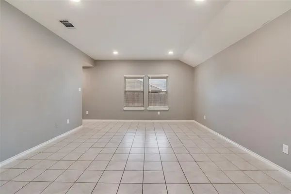 $290,000 | 877 Darst Drive, Fate, TX 75189