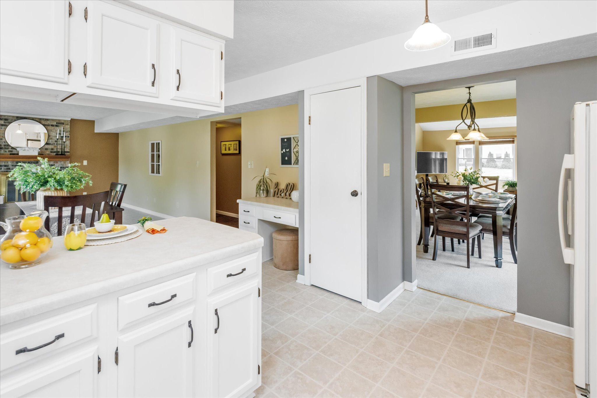 8450 Castle Ridge Lane Indianapolis, IN 46256 - Photo 14 of 38