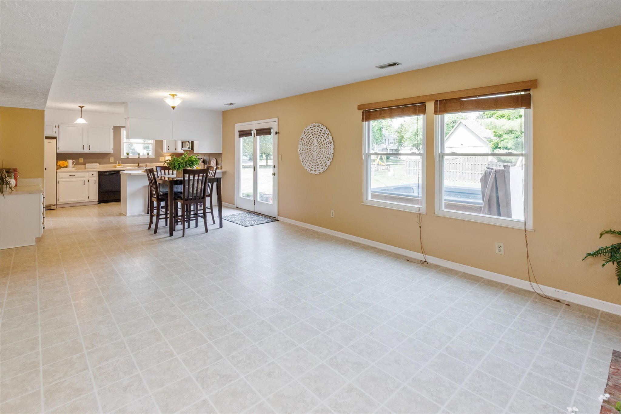 8450 Castle Ridge Lane Indianapolis, IN 46256 - Photo 18 of 38