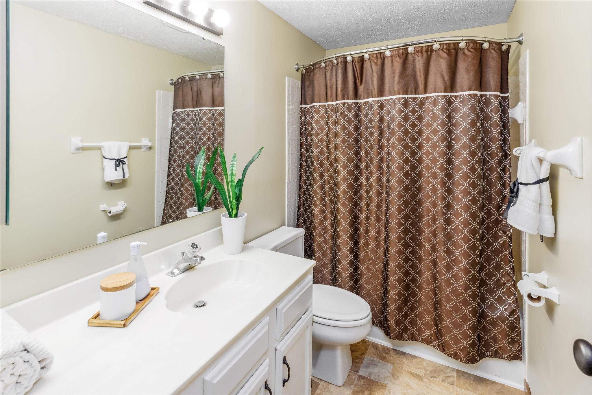 8450 Castle Ridge Lane Indianapolis, IN 46256 - Photo 27 of 38