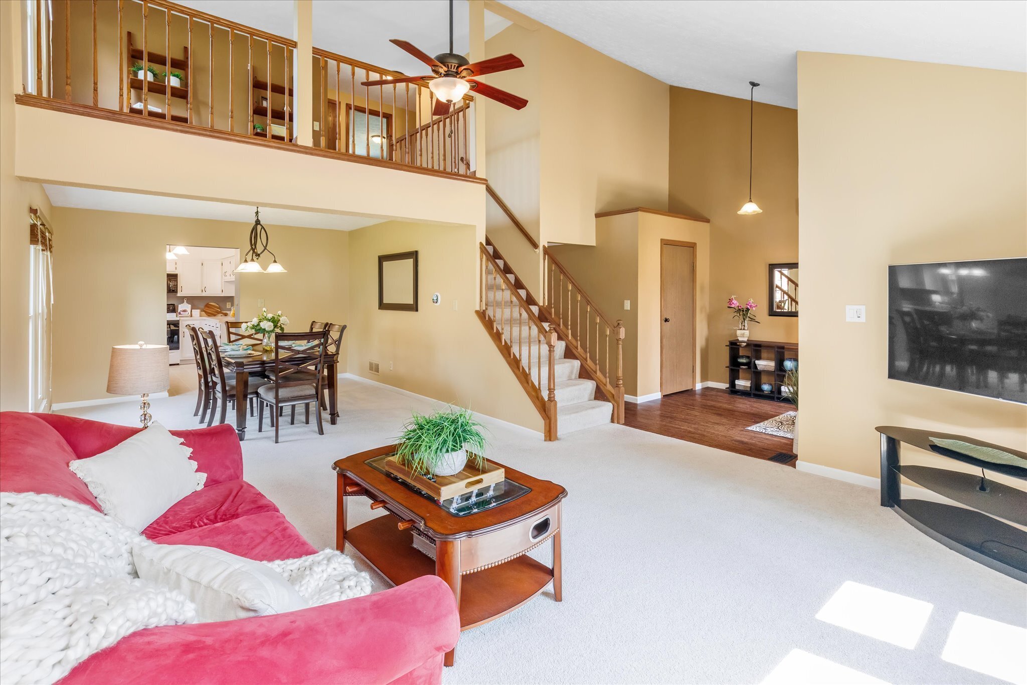 8450 Castle Ridge Lane Indianapolis, IN 46256 - Photo 8 of 38