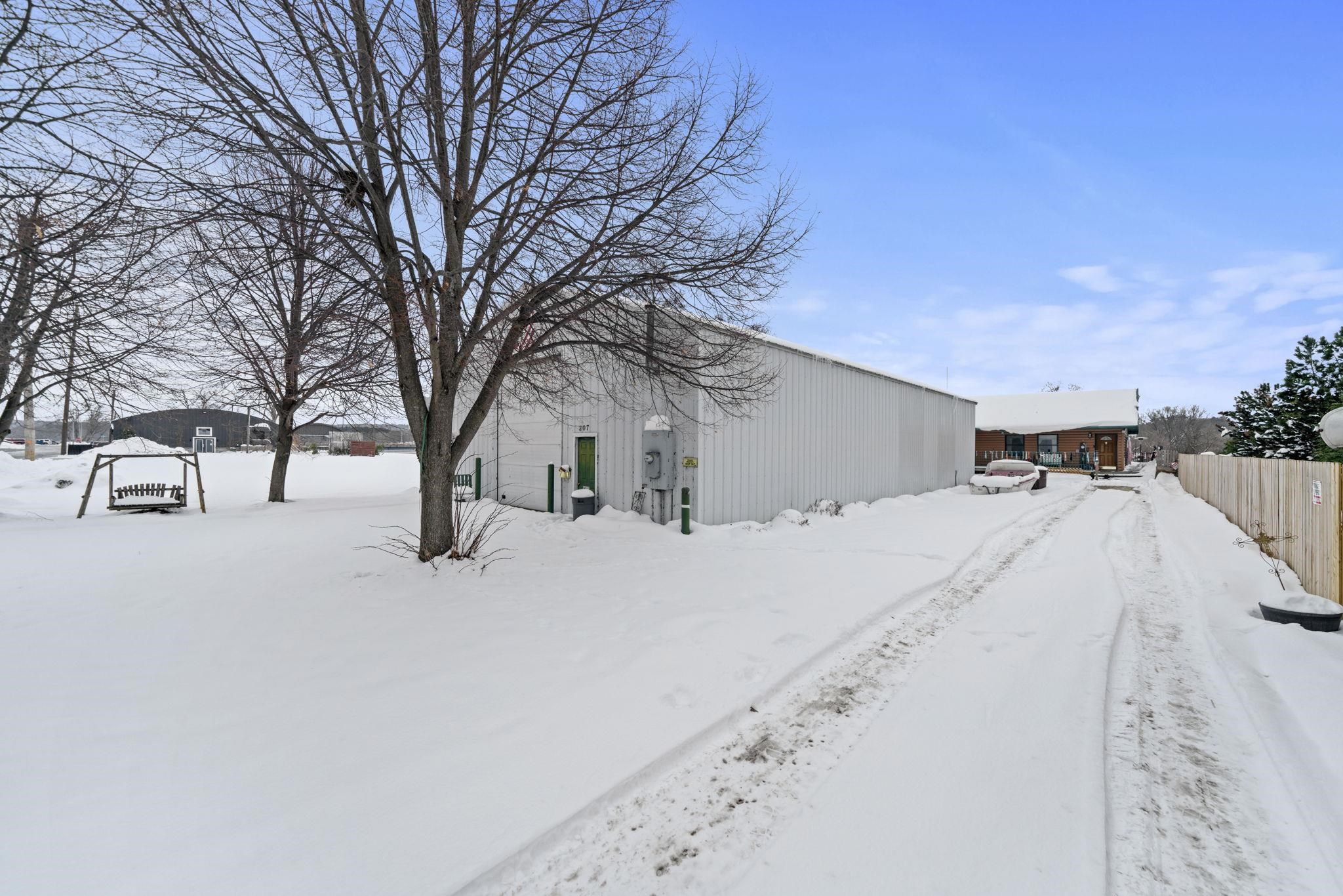 207 South 1st Street Oregon, IL 61061 - Photo 17 of 45