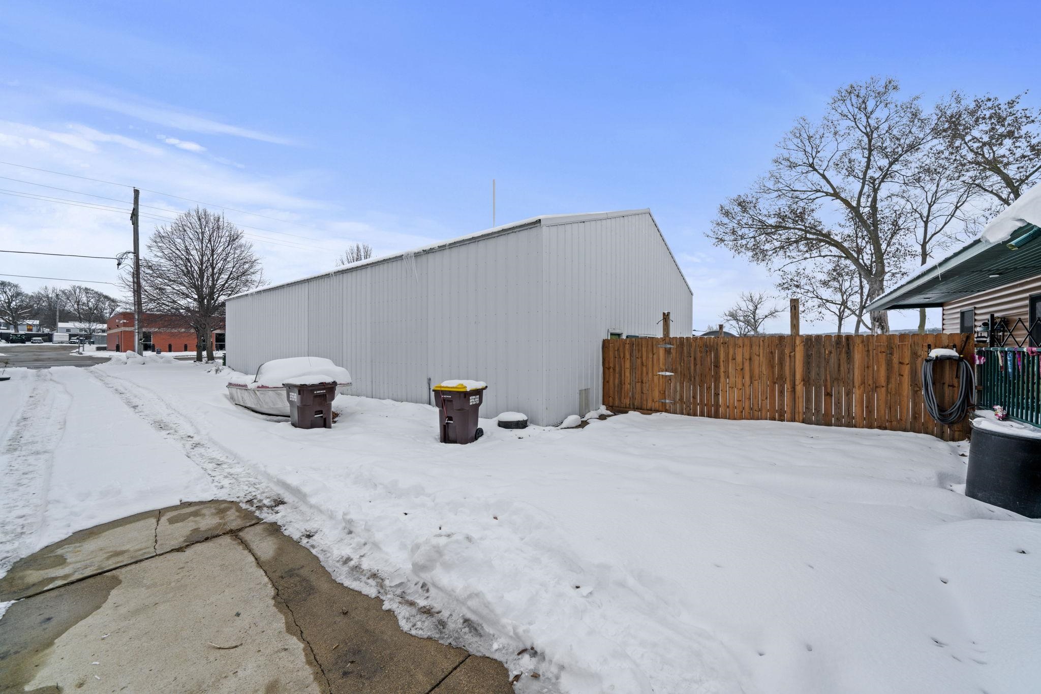 207 South 1st Street Oregon, IL 61061 - Photo 37 of 45