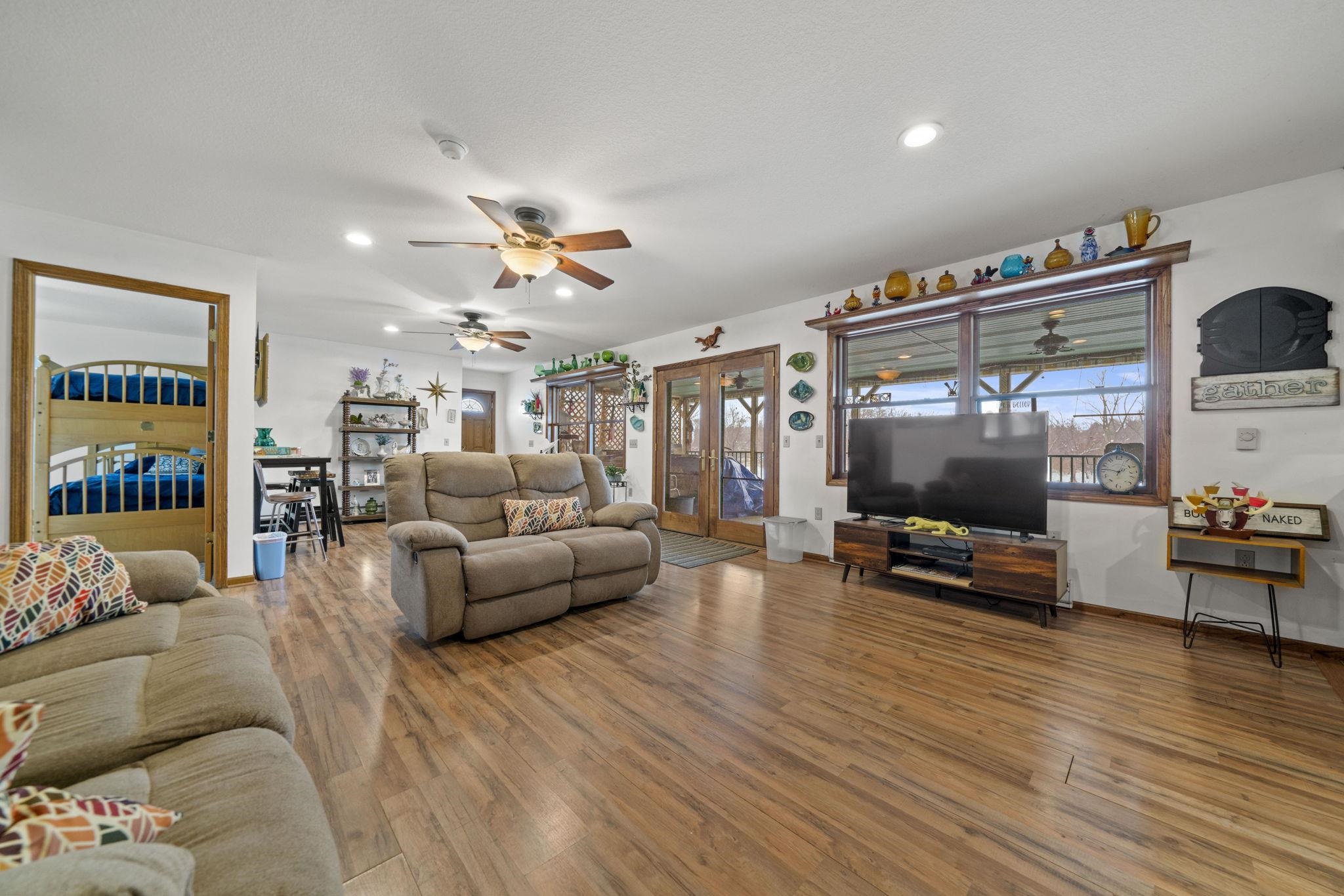 207 South 1st Street Oregon, IL 61061 - Photo 6 of 45