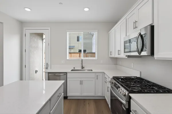 $400,000 | 787 Laina Avenue, Madera, CA 93636