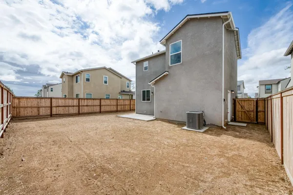 $400,000 | 787 Laina Avenue, Madera, CA 93636