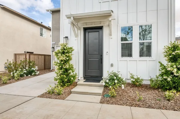 $400,000 | 787 Laina Avenue, Madera, CA 93636