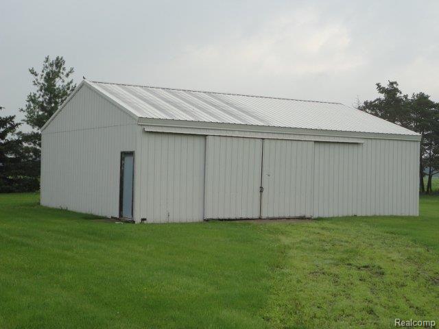 19464 Hickory Road Milan, MI 48160 - Photo 12 of 12 DSC07011.JPG