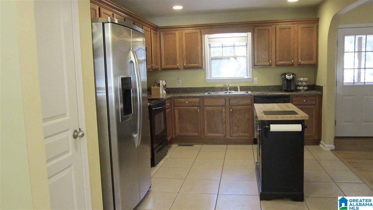 3895 Sportsman Lake Road Odenville, AL 35120 - Photo 10 of 45