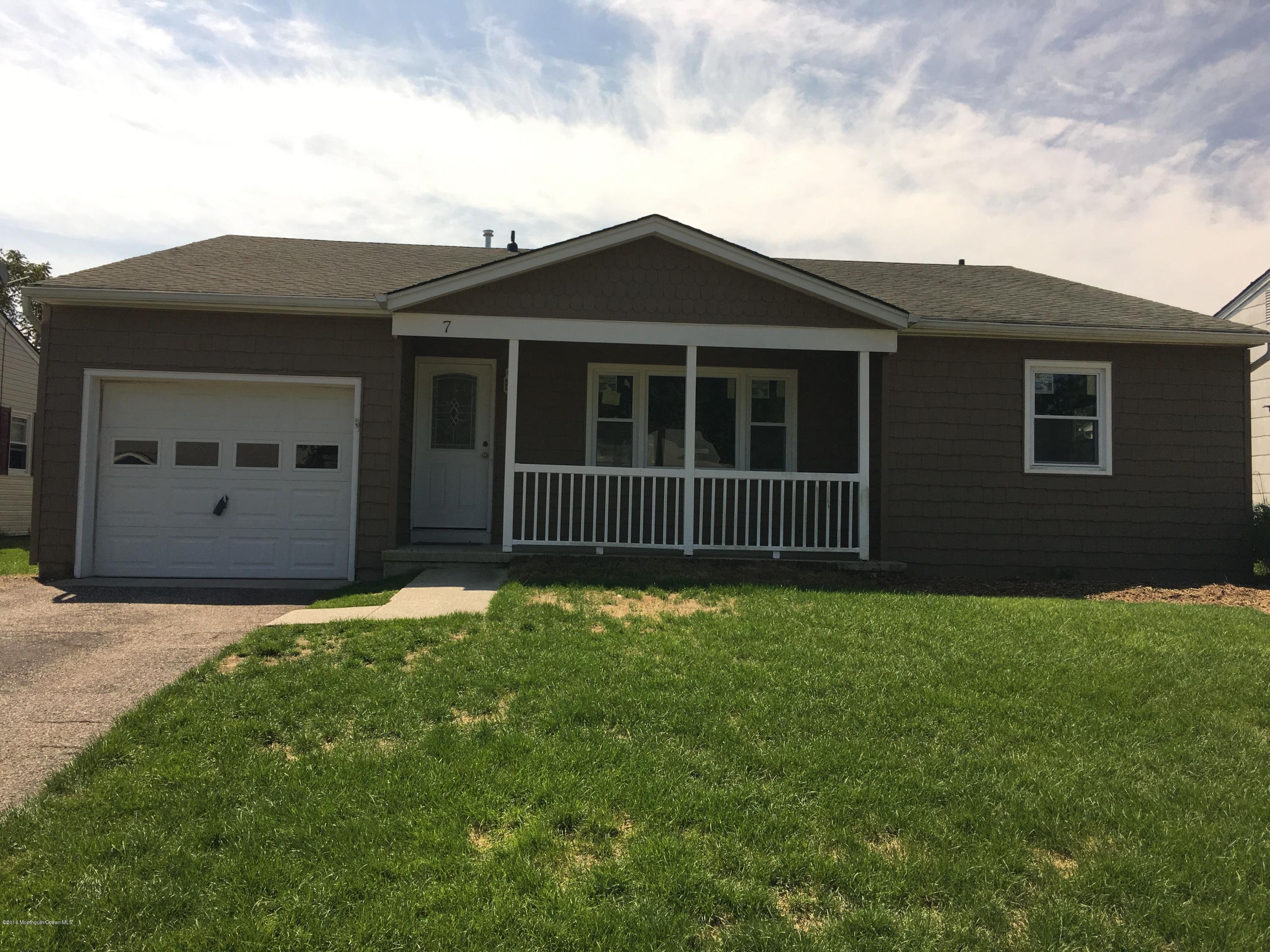 7 Coventry Road Toms River, NJ 08757 - Photo 6 of 34 a house view with a garden space