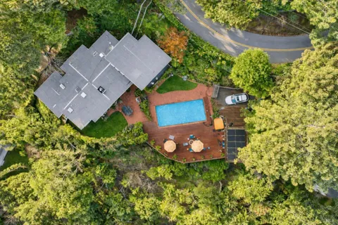 $4,150,000 | 223 Evergreen Drive, Kentfield, CA 94904