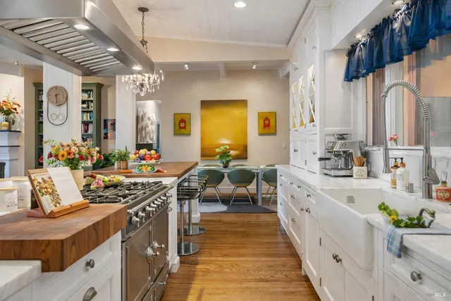 $4,150,000 | 223 Evergreen Drive, Kentfield, CA 94904