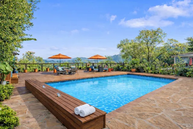 $4,150,000 | 223 Evergreen Drive, Kentfield, CA 94904