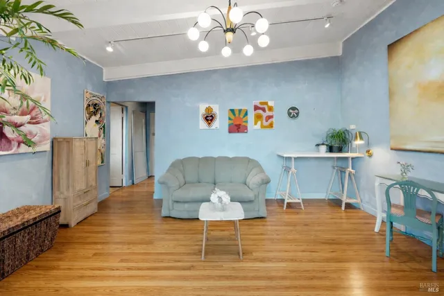 $4,150,000 | 223 Evergreen Drive, Kentfield, CA 94904