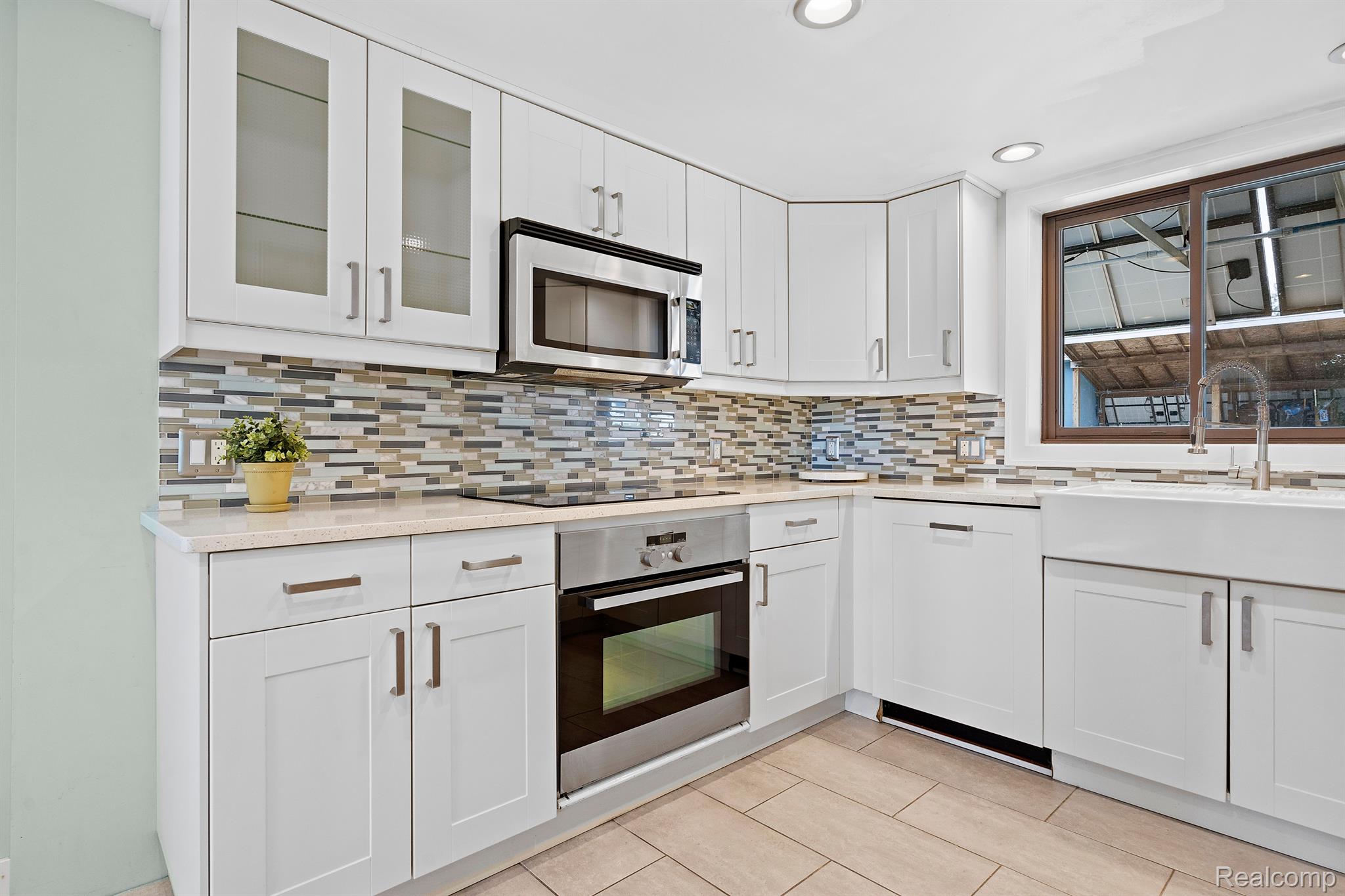 17410 Waterloo Road Chelsea, MI 48118 - Photo 15 of 47 Modern and sleek kitchen