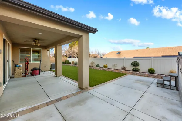 $769,990 | 41742 Wayladn Court, Lancaster, CA 93536