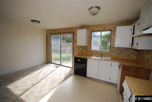 11015 Kernite Court Reno, NV 89506 - Photo 4 of 13 Photo 4