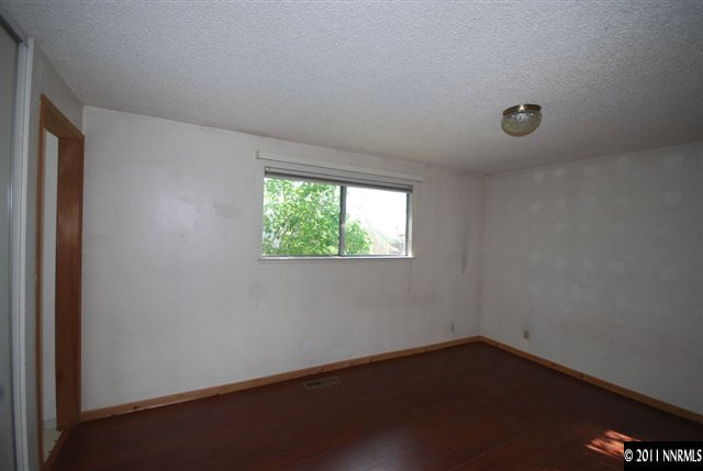 11015 Kernite Court Reno, NV 89506 - Photo 7 of 13 Photo 7