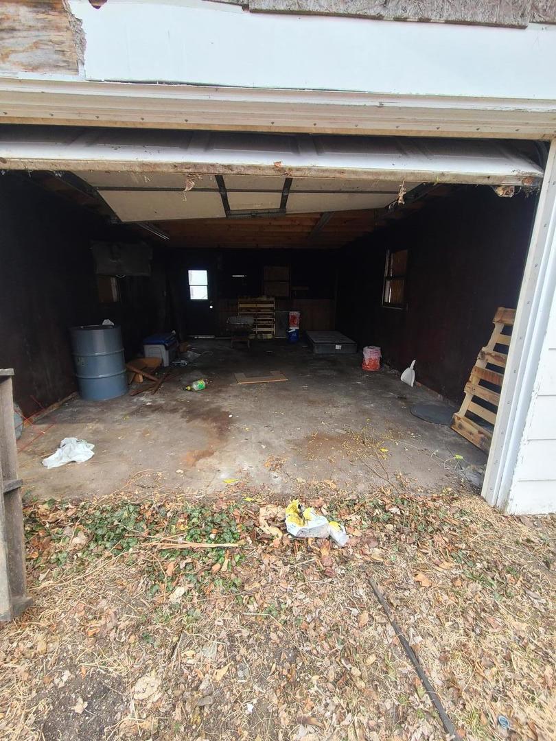 369 South 4th Avenue Kankakee, IL 60901 - Photo 11 of 15 a view of a garage