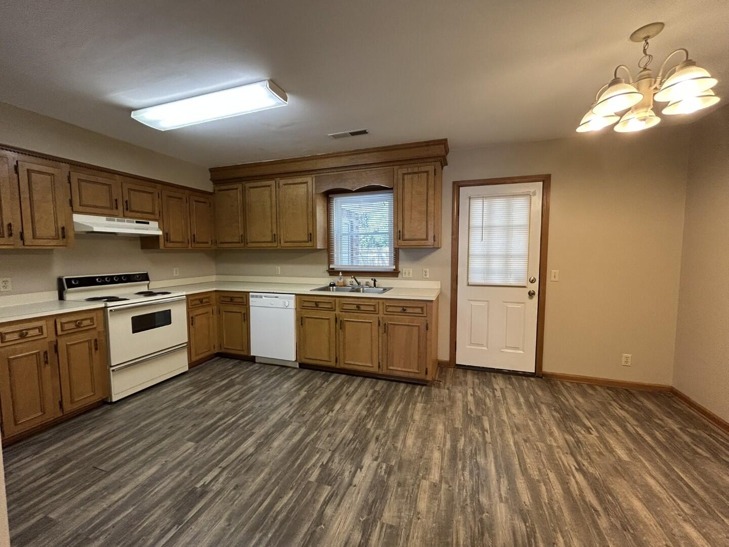 882 Jessamine Trail Sumter, SC 29150 - Photo 4 of 14
