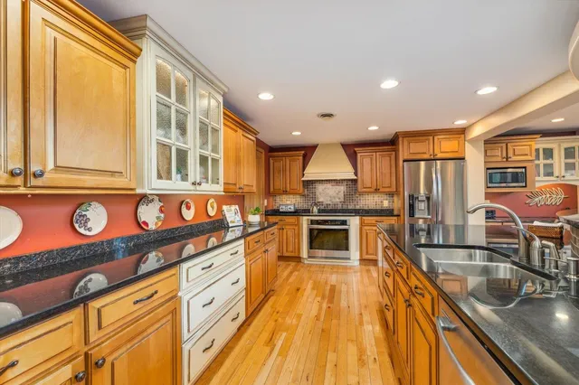 $849,000 | 359 Poor Farm Road, New Ipswich, NH 03071