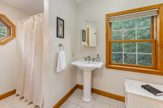 $849,000 | 359 Poor Farm Road, New Ipswich, NH 03071