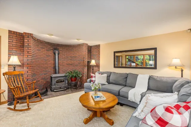 $849,000 | 359 Poor Farm Road, New Ipswich, NH 03071