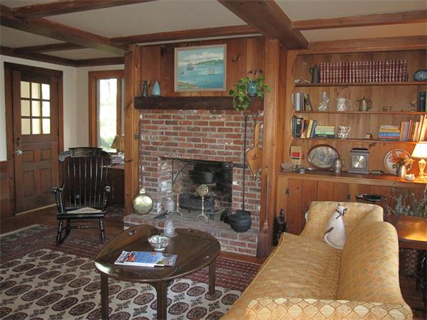 23 Blueberry Road Marblehead, MA 01945 - Photo 3 of 14 Gallery Image 3