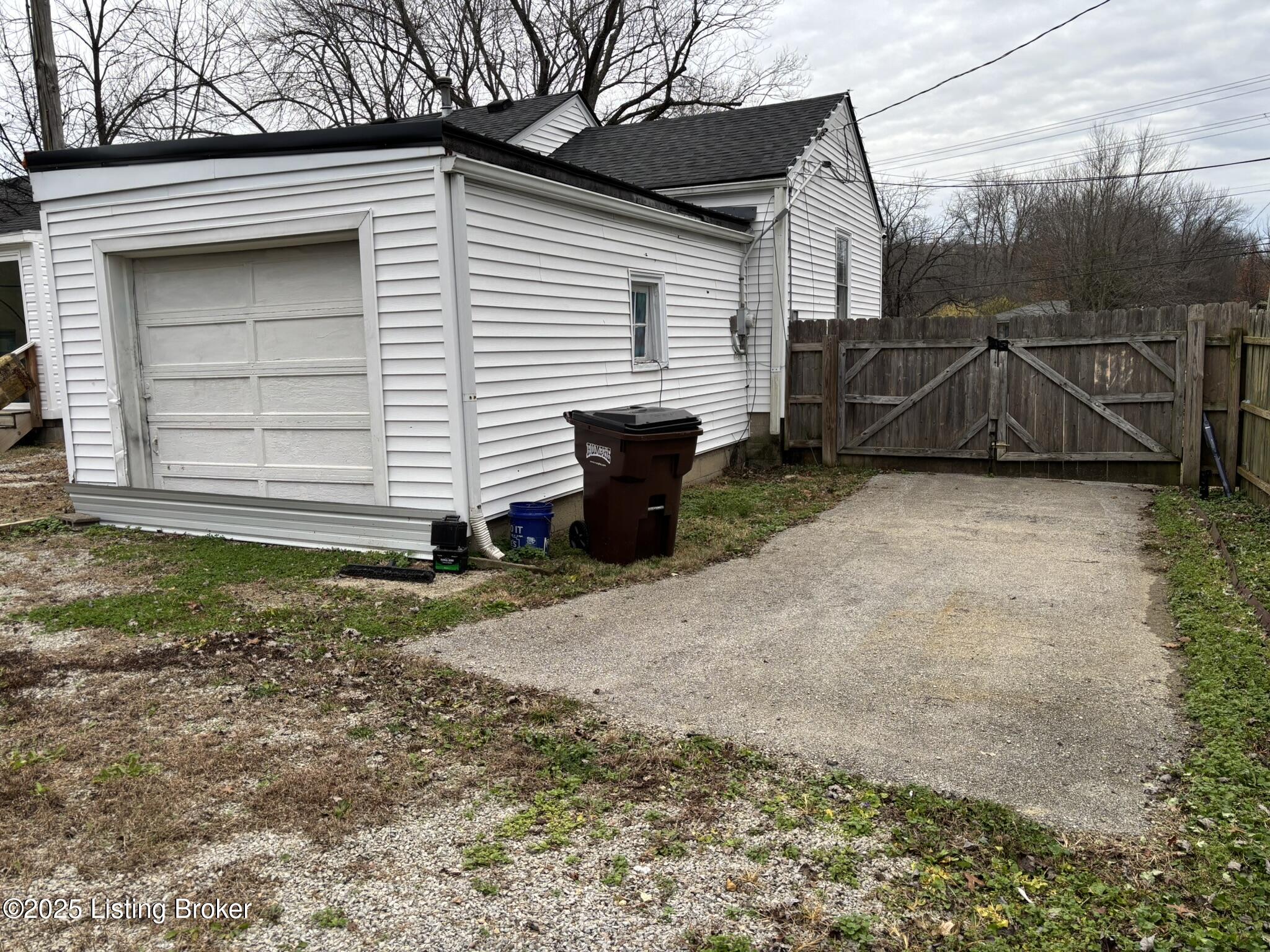 7708 3rd Street Road Louisville, KY 40214 - Photo 20 of 22 IMG_0354
