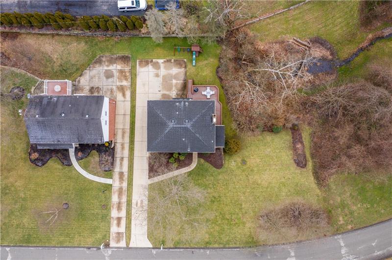 460 Manordale Road Pittsburgh, PA 15241 - Photo 8 of 20 Gallery Image 8