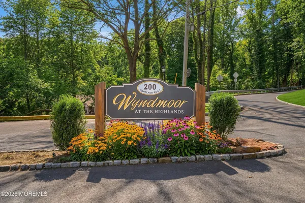 $349,900 | 200 Portland Road, Unit E20, Highlands, NJ 07732