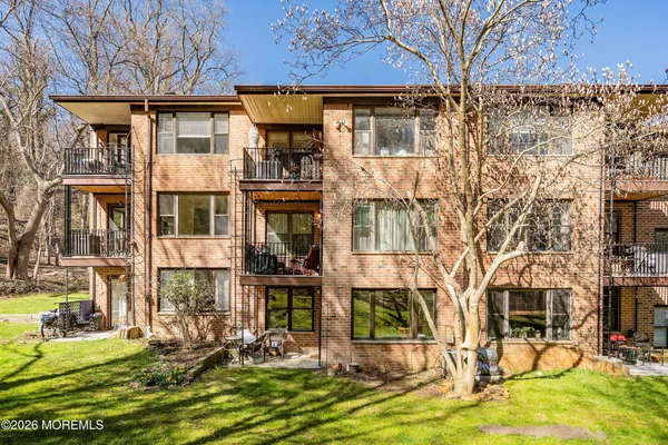 $349,900 | 200 Portland Road, Unit E20, Highlands, NJ 07732