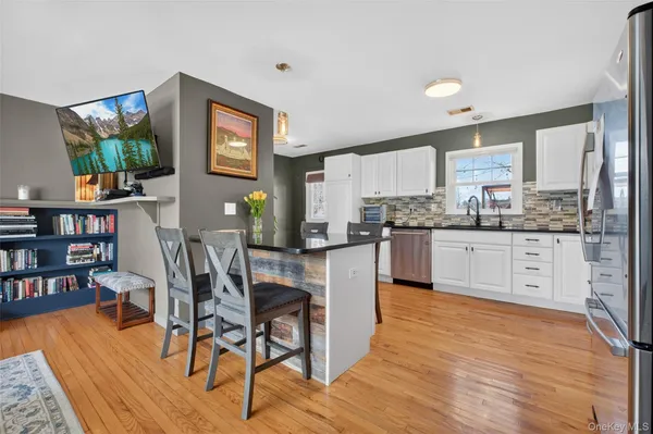 $389,000 | 24 Linda Place, Fishkill, NY 12524