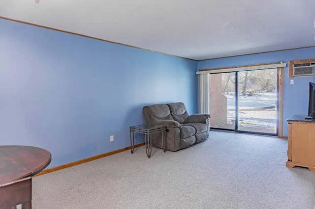 $144,900 | 110271 Village Road, Chaska, MN 55318