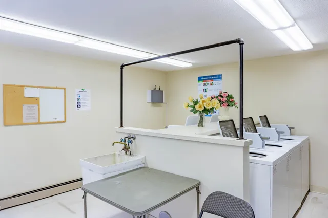 $144,900 | 110271 Village Road, Chaska, MN 55318