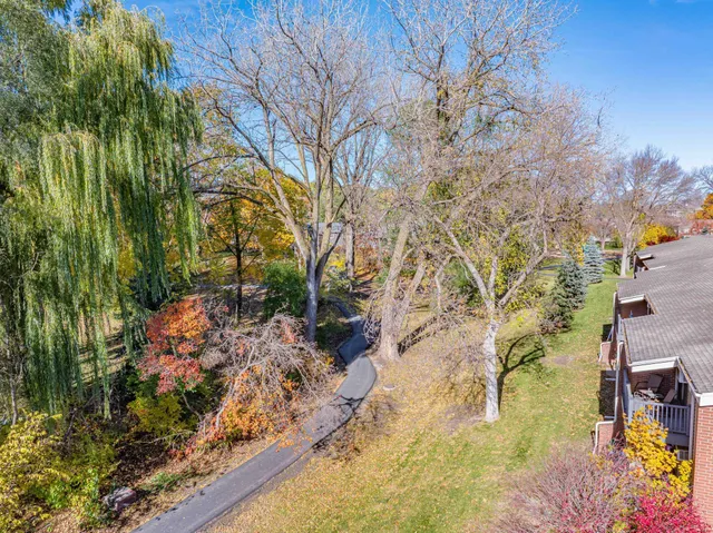 $144,900 | 110271 Village Road, Chaska, MN 55318