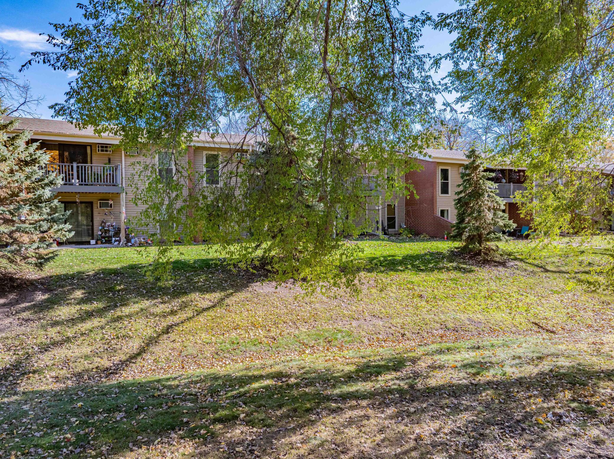 110271 Village Road Chaska, MN 55318 - Photo 42 of 46