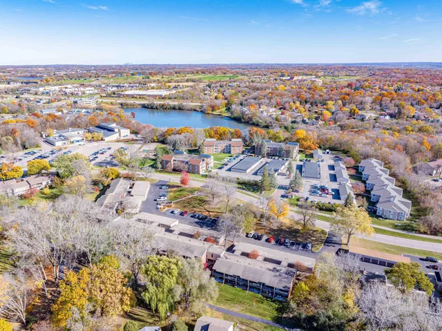 $144,900 | 110271 Village Road, Chaska, MN 55318