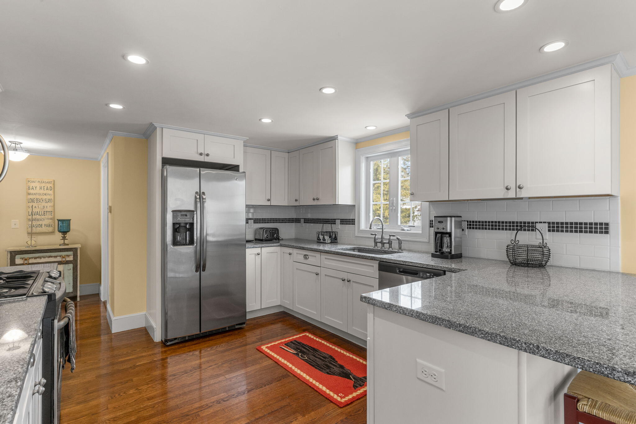 48 Bayview Circle Osterville, MA 02655 - Photo 14 of 36 kitchen