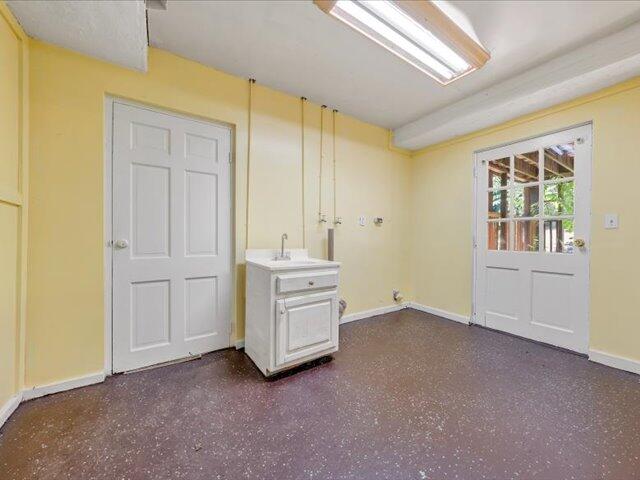 5828 Henry Road Henry, VA 24102 - Photo 37 of 58 an empty room with windows