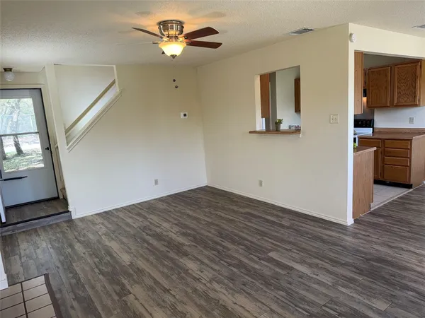$1,495 | 6109 Parkwood Drive, Unit A, Austin, TX 78735