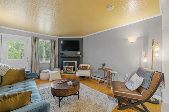 $293,900 | 227 Main Street, Unit 224, Lincoln, NH 03251