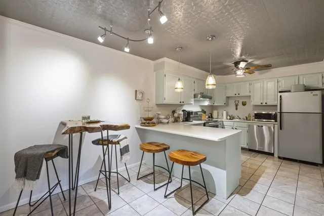 $293,900 | 227 Main Street, Unit 224, Lincoln, NH 03251